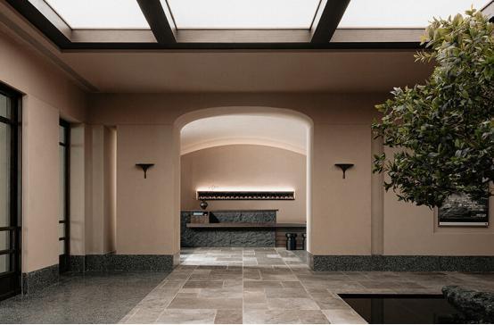 雅休配资 从高效差旅到城市度假，亚朵酒店以双线产品适配多元住宿需求